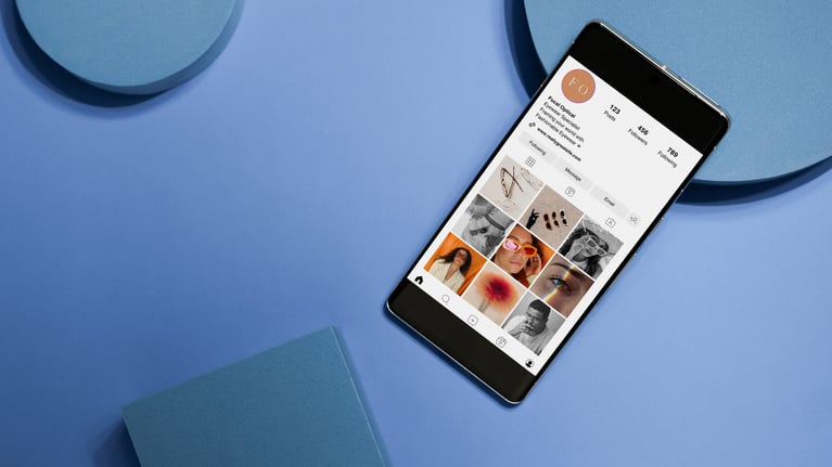 Ecommerce Advertising on Social Media the Right Way